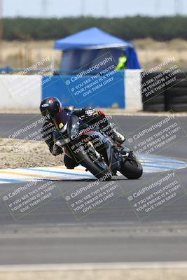 media/Jul-19-2025-TrackDaz (Sat) [[ff1509a44a]]/B Group/1220pm (Turn 1)/